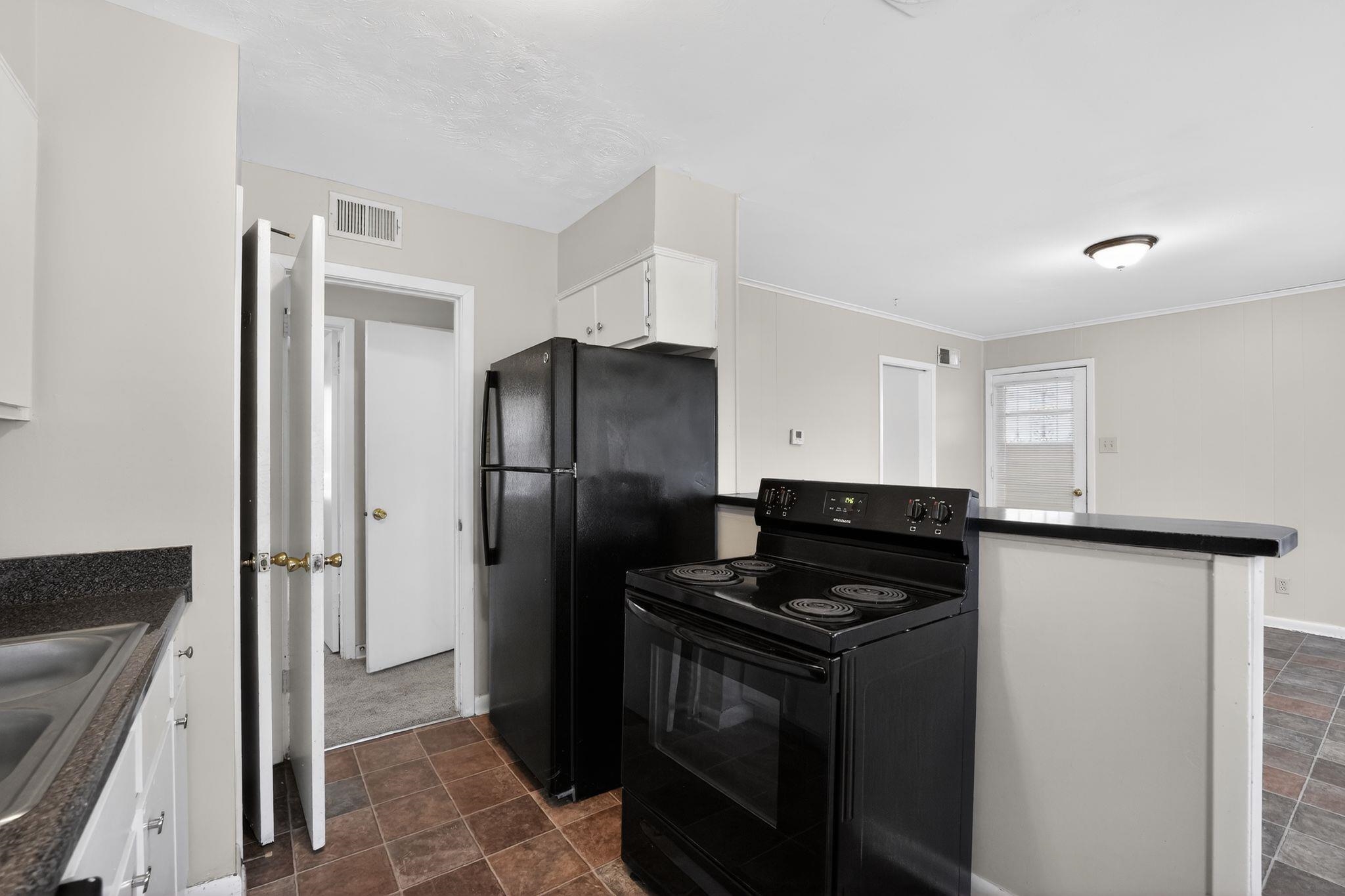 3470 Neely Road Memphis, TN 38109 - Photo 22 of 34