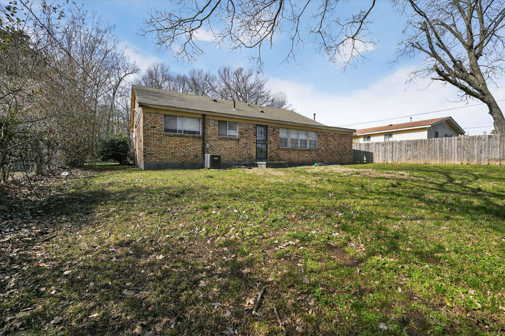 3470 Neely Road Memphis, TN 38109 - Photo 6 of 34