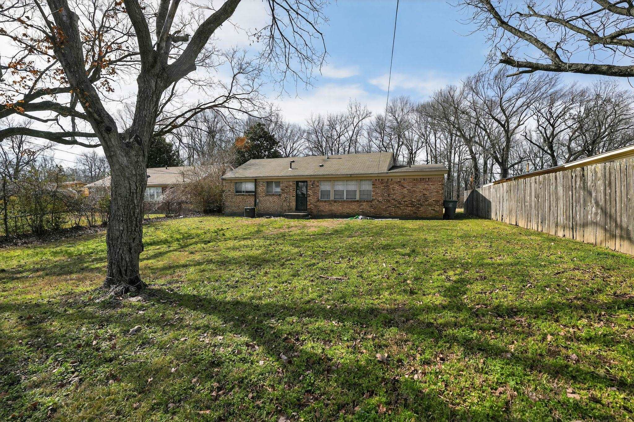 3470 Neely Road Memphis, TN 38109 - Photo 7 of 34