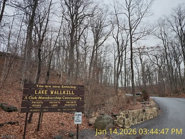 $260,000 | 18 Mountainside Drive, Vernon, NJ 07461