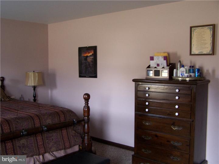 1228 Red Hill Road Pennsburg, PA 18073 - Photo 12 of 24 Gallery Image 12