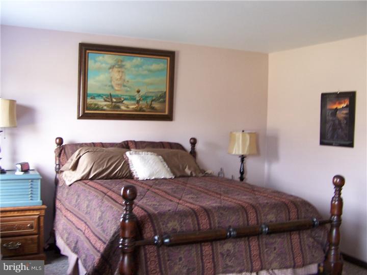 1228 Red Hill Road Pennsburg, PA 18073 - Photo 10 of 24 Gallery Image 10