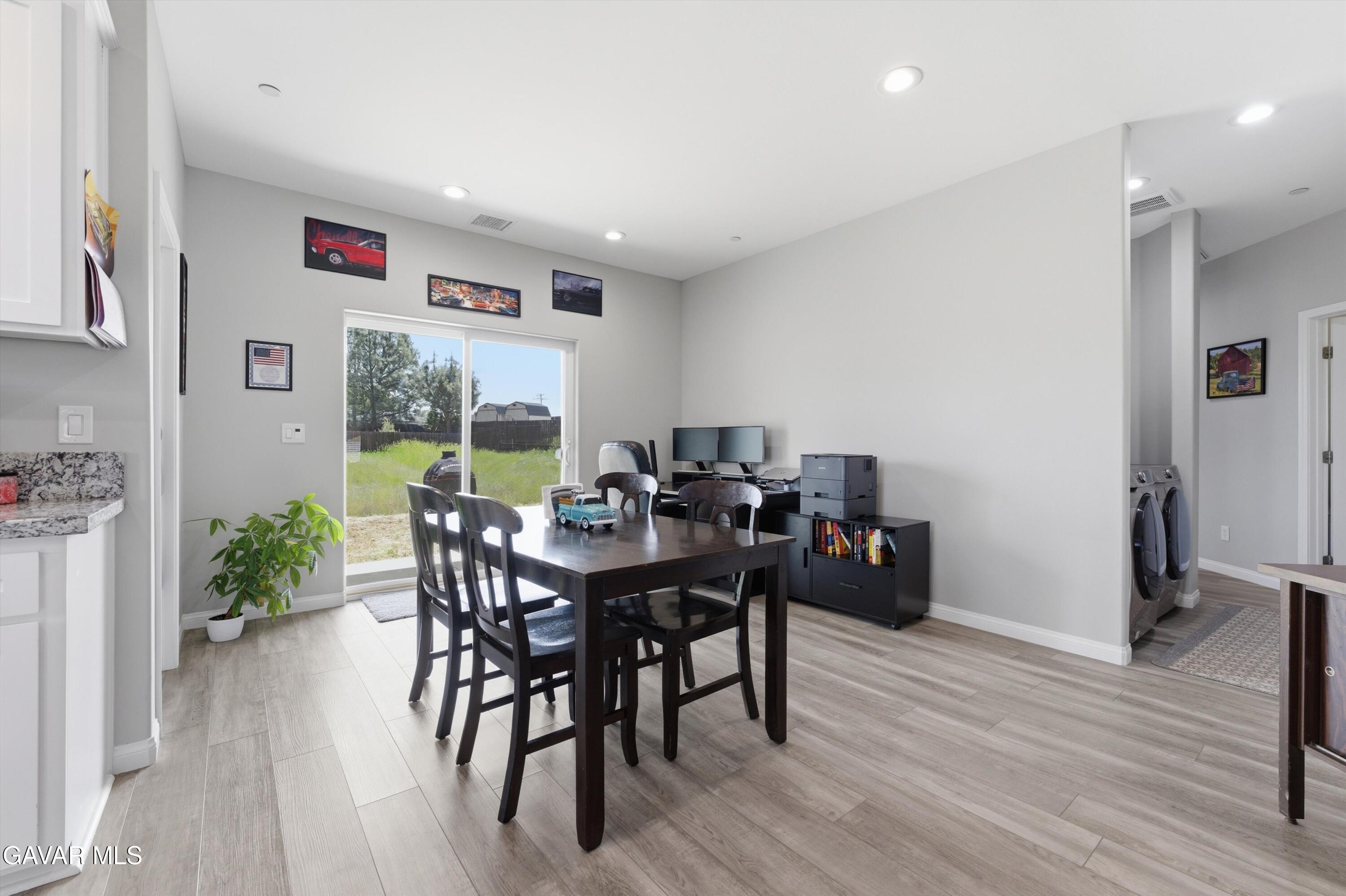 21750 Ripple Lane Tehachapi, CA 93561 - Photo 6 of 26 05-JYP02947