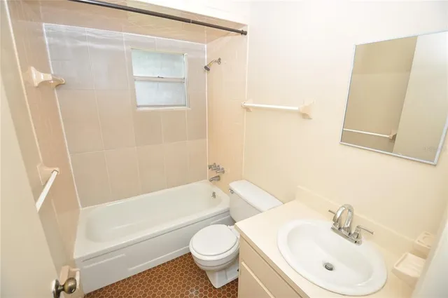 $1,295 | 5124 South Dossey Road, Lakeland, FL 33811