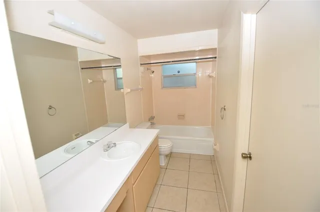 $1,295 | 5124 South Dossey Road, Lakeland, FL 33811