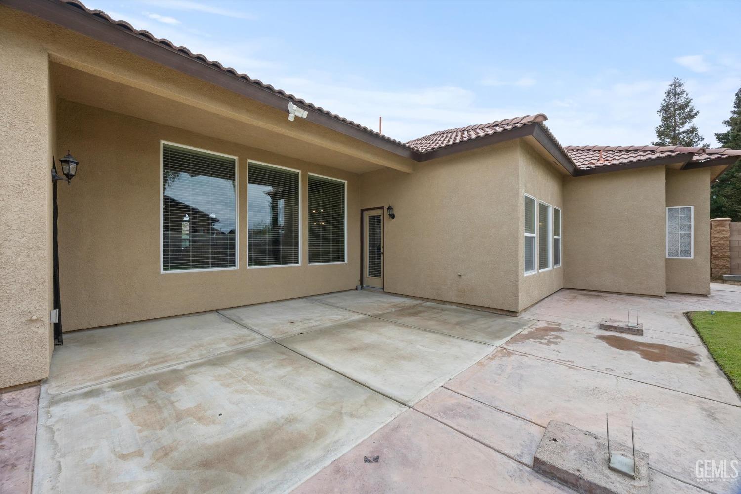 Undisclosed Address Shafter, CA 93263 - Photo 42 of 53