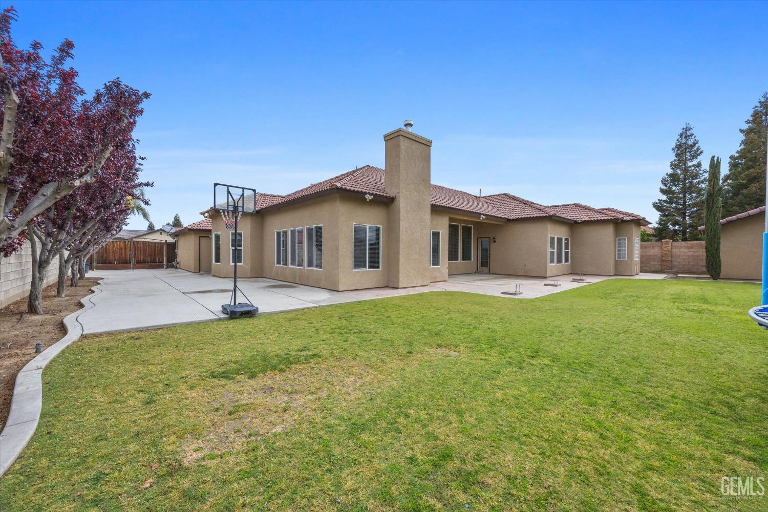 Undisclosed Address Shafter, CA 93263 - Photo 45 of 53