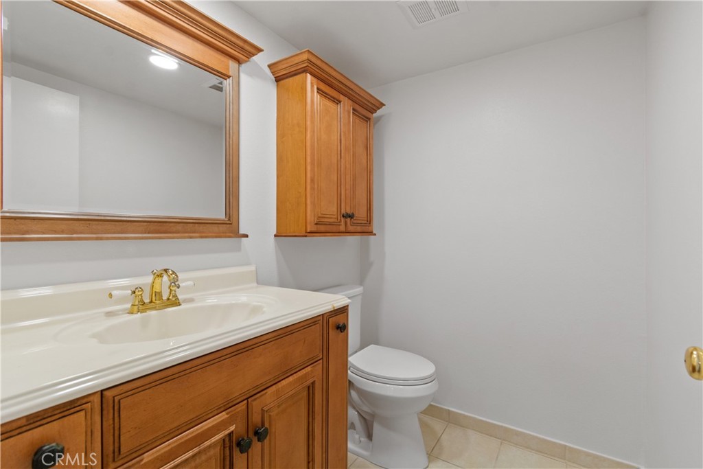 28191 Ridgecove Court South Rancho Palos Verdes, CA 90275 - Photo 8 of 27 Downstairs Bathroom