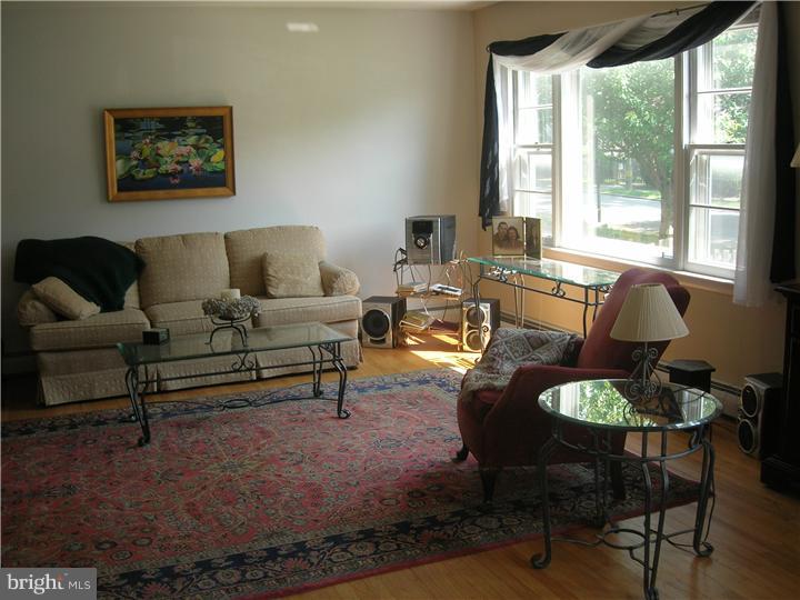 1214 Edgewood Road Havertown, PA 19083 - Photo 3 of 12 Living Room