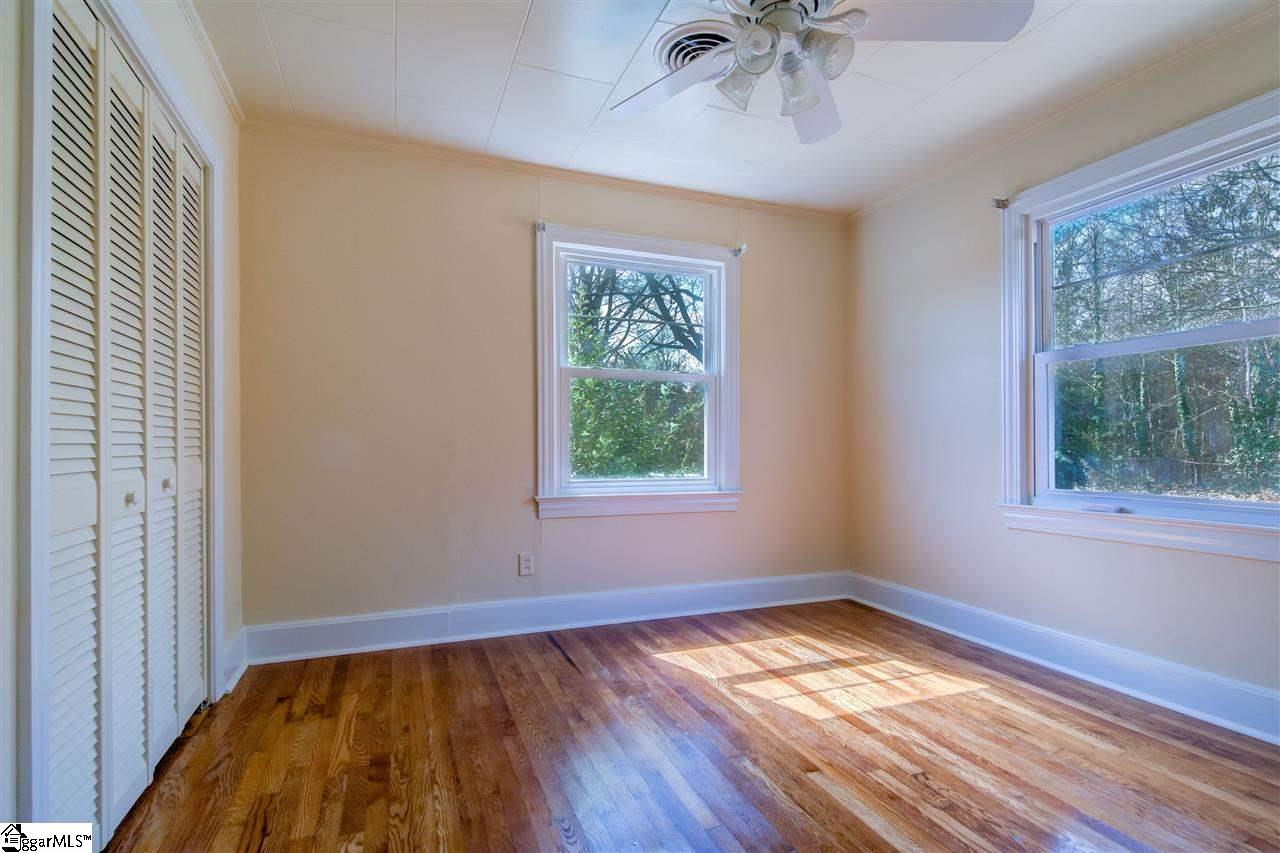 1428 Highway 72 Clinton, SC 29325 - Photo 12 of 25 Gallery Image 12