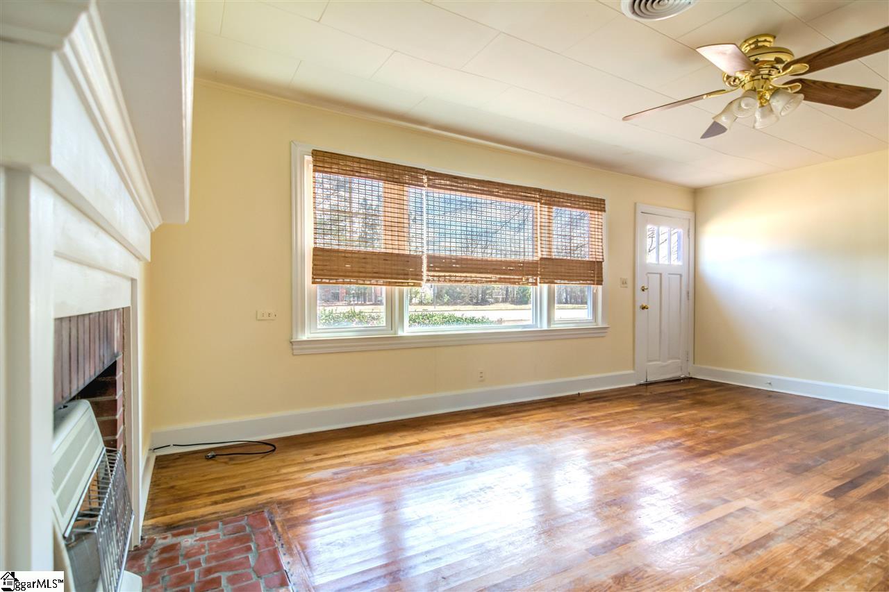 1428 Highway 72 Clinton, SC 29325 - Photo 8 of 25 Gallery Image 8