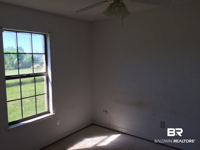 7230 Kenny Lundy Road Theodore, AL 36582 - Photo 13 of 20