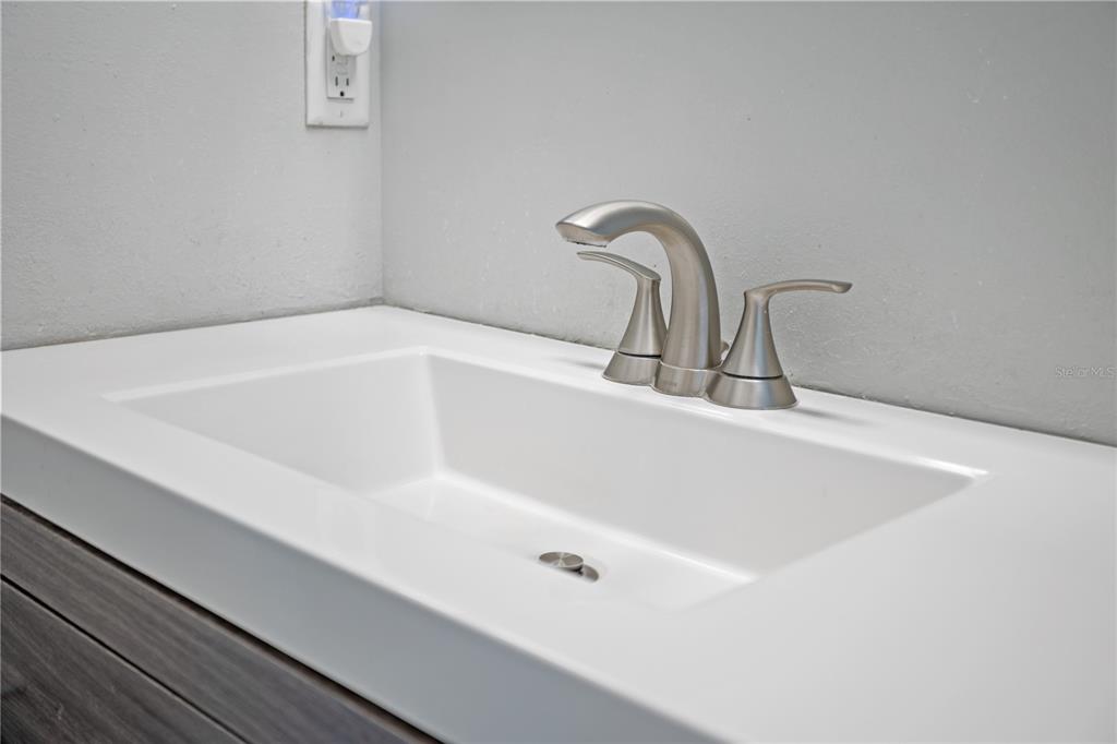 7550 Herricks Loop Orlando, FL 32835 - Photo 22 of 37 a close view of a sink in a bathroom
