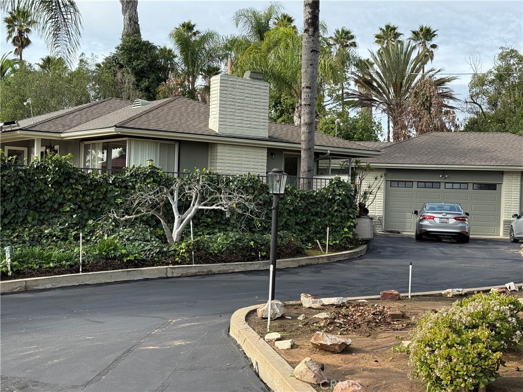 130 Orvil Way Fallbrook, CA 92028 - Photo 2 of 75