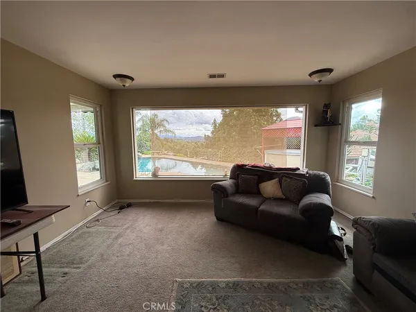 $1,085,000 | 130 Orvil Way, Fallbrook, CA 92028