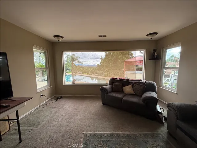 $1,115,000 | 130 Orvil Way, Fallbrook, CA 92028