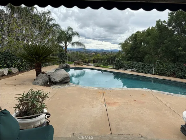 $1,085,000 | 130 Orvil Way, Fallbrook, CA 92028