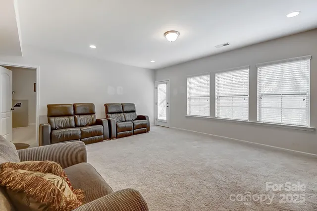 $829,000 | 7006 Garden Hill Drive, Huntersville, NC 28078