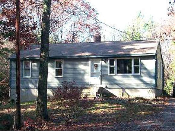46 Cross Road Sandown, NH 03873 - Photo 1 of 2