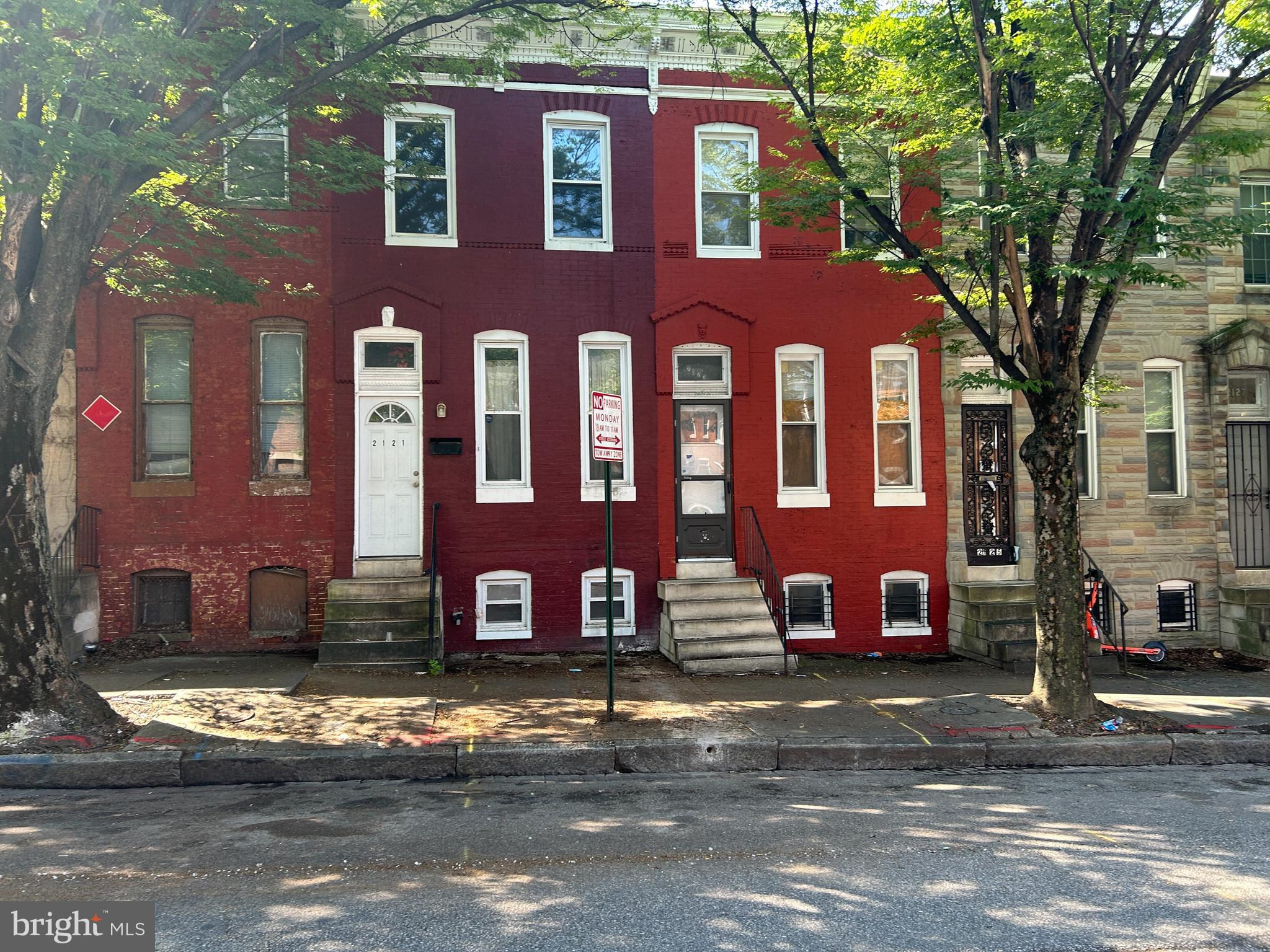 2123 West Lexington Street Baltimore, MD 21223 - Photo 2 of 16 Side