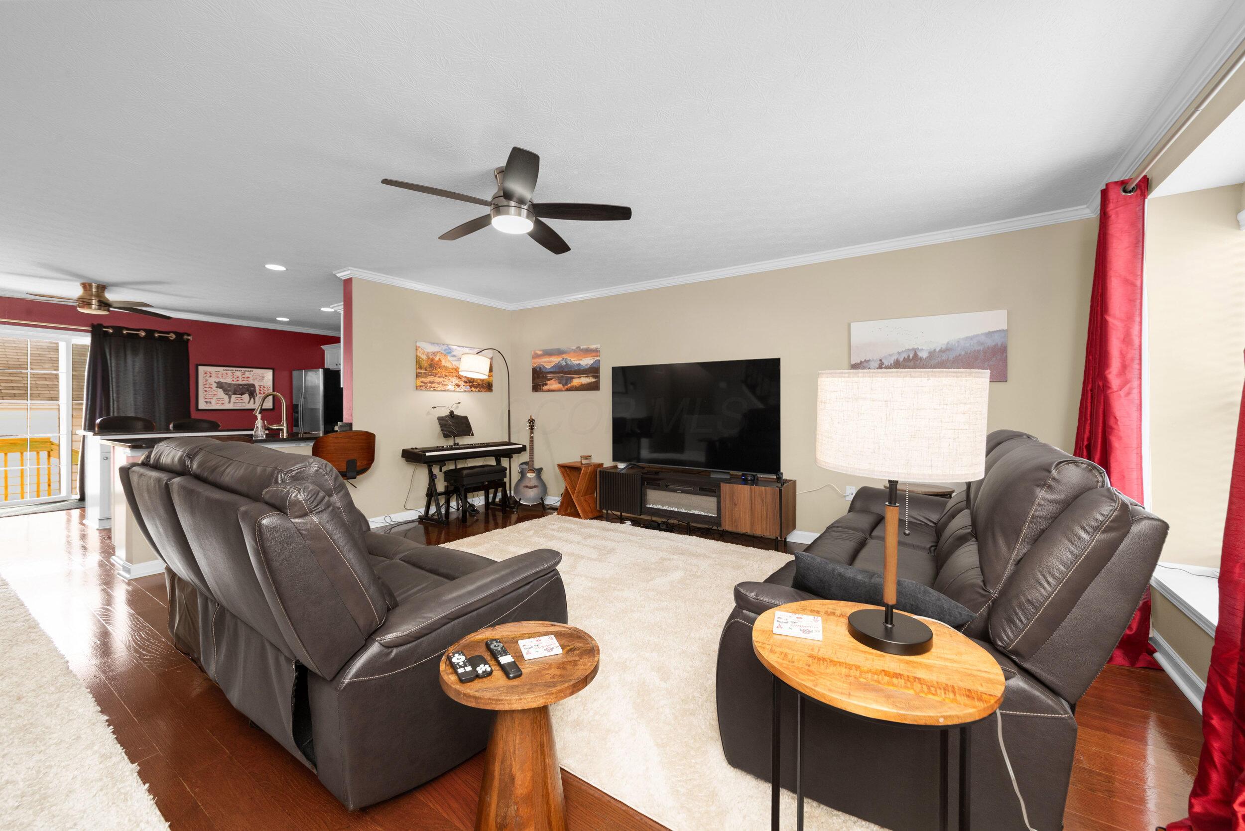 6185 Needletail Road, Unit 64 Columbus, OH 43230 - Photo 5 of 46 5_6185 needletail (1)