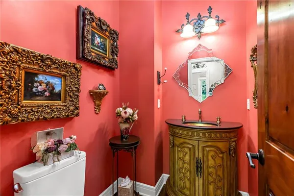 $599,900 | 5310 Northwest 78th Place, Kansas City, MO 64151