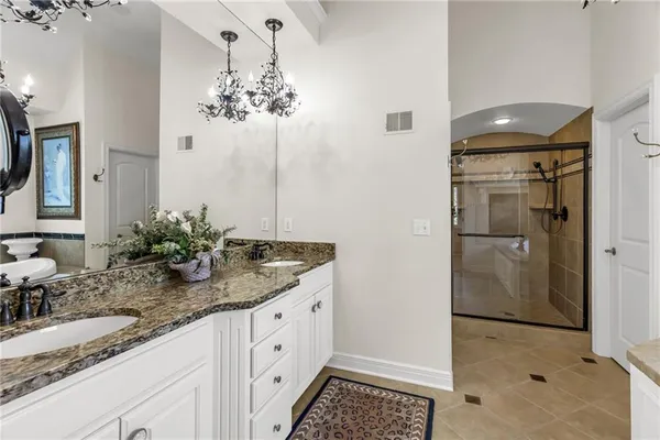 $599,900 | 5310 Northwest 78th Place, Kansas City, MO 64151