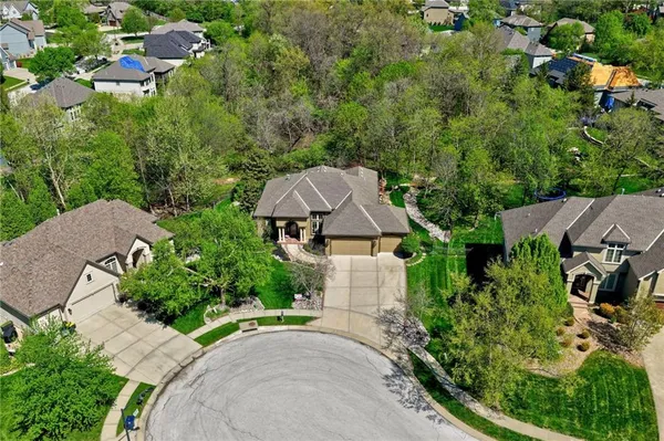 $599,900 | 5310 Northwest 78th Place, Kansas City, MO 64151