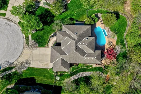 $599,900 | 5310 Northwest 78th Place, Kansas City, MO 64151