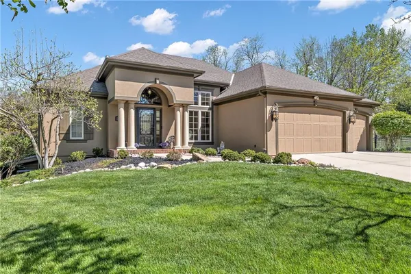 $599,900 | 5310 Northwest 78th Place, Kansas City, MO 64151