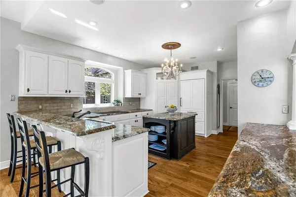 $599,900 | 5310 Northwest 78th Place, Kansas City, MO 64151