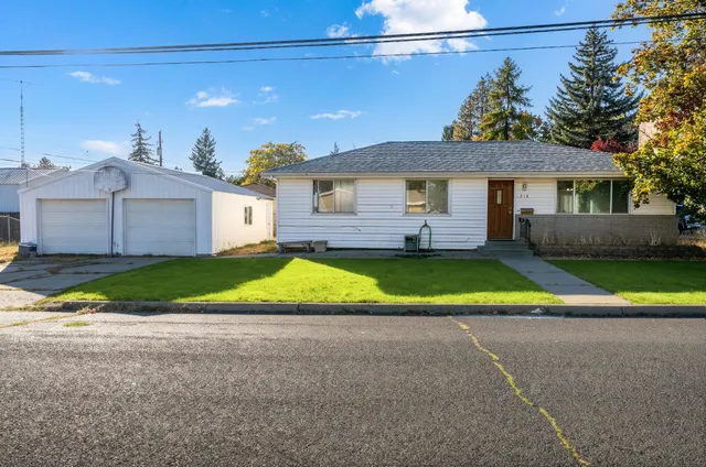 $349,900 | 218 Buena Vista Street, Cheney, WA 99004