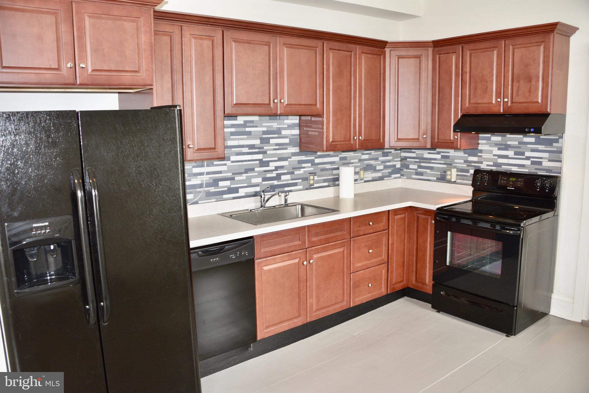 1530 New Holland Road Reading, PA 19607 - Photo 3 of 17