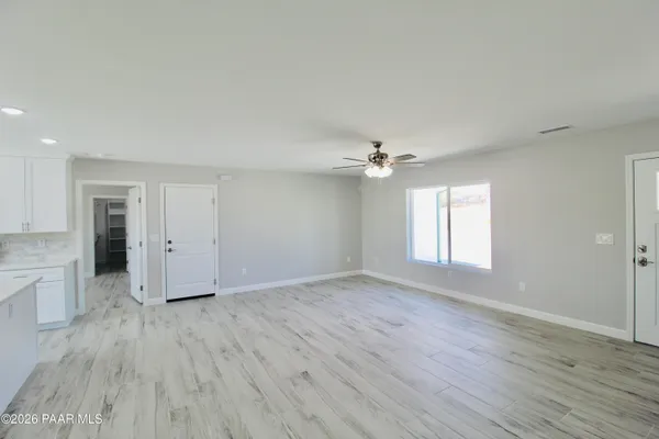 $348,500 | 20275 East Mesa Verde Road, Mayer, AZ 86333