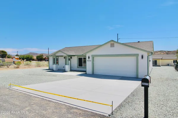 $348,500 | 20275 East Mesa Verde Road, Mayer, AZ 86333