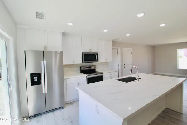 $348,500 | 20275 East Mesa Verde Road, Mayer, AZ 86333