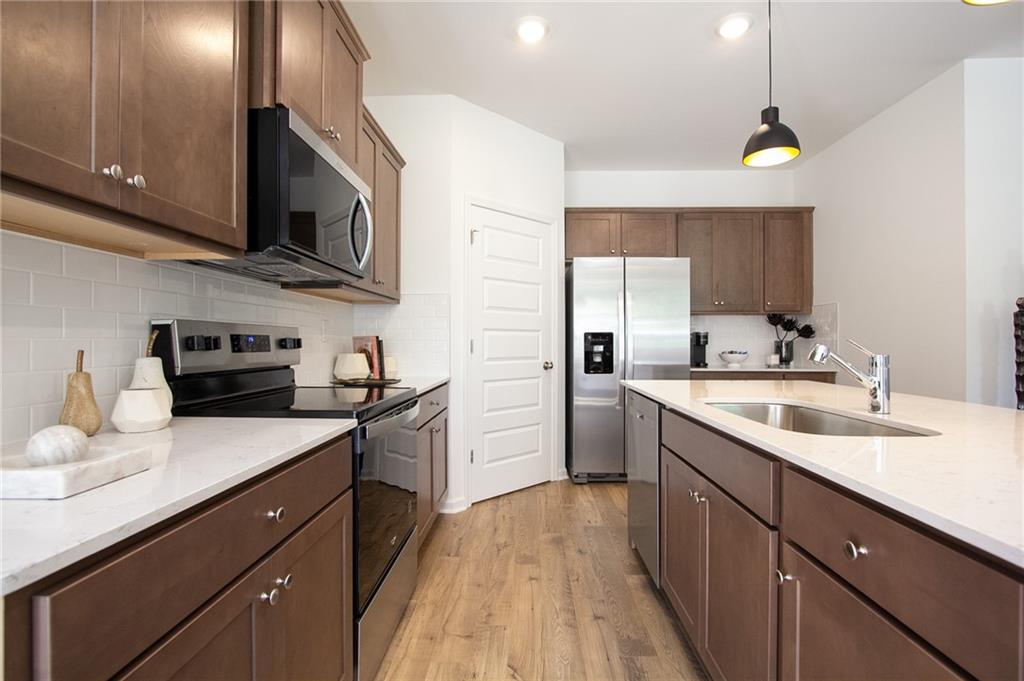 3574 Matthew Court Decatur, GA 30034 - Photo 12 of 25 Gallery Image 12
