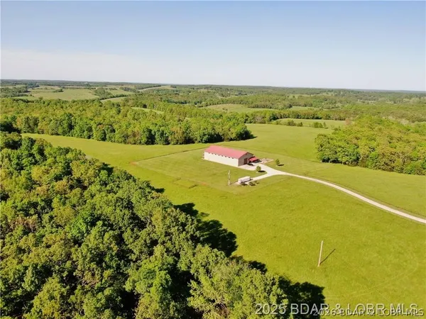 $879,000 | 29601 Bear Road, Richland, MO 65556