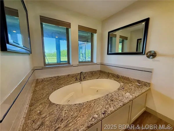 $879,000 | 29601 Bear Road, Richland, MO 65556