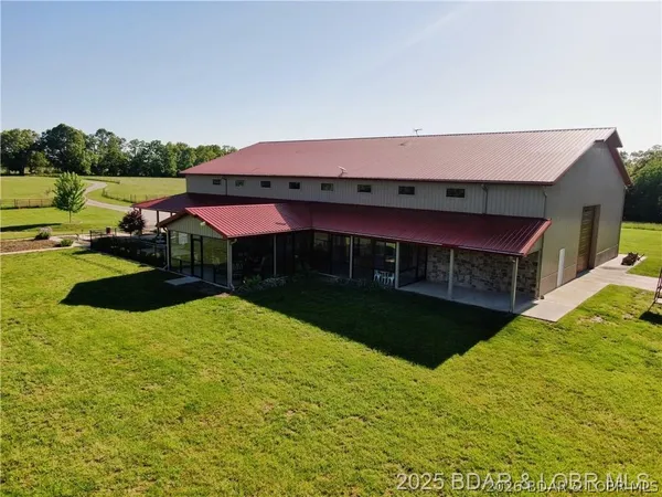 $879,000 | 29601 Bear Road, Richland, MO 65556