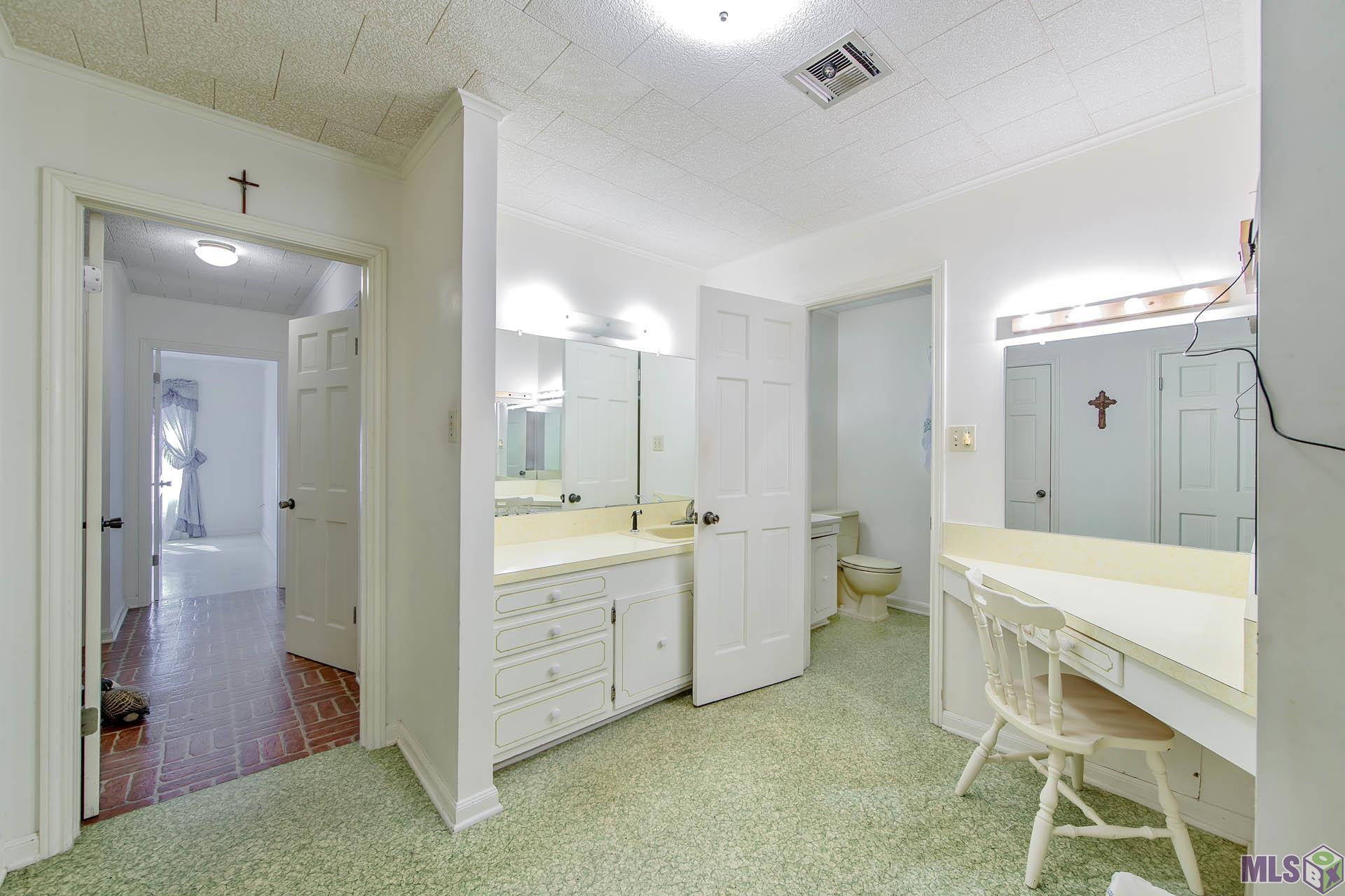 306 Market Street Raceland, LA 70394 - Photo 8 of 14