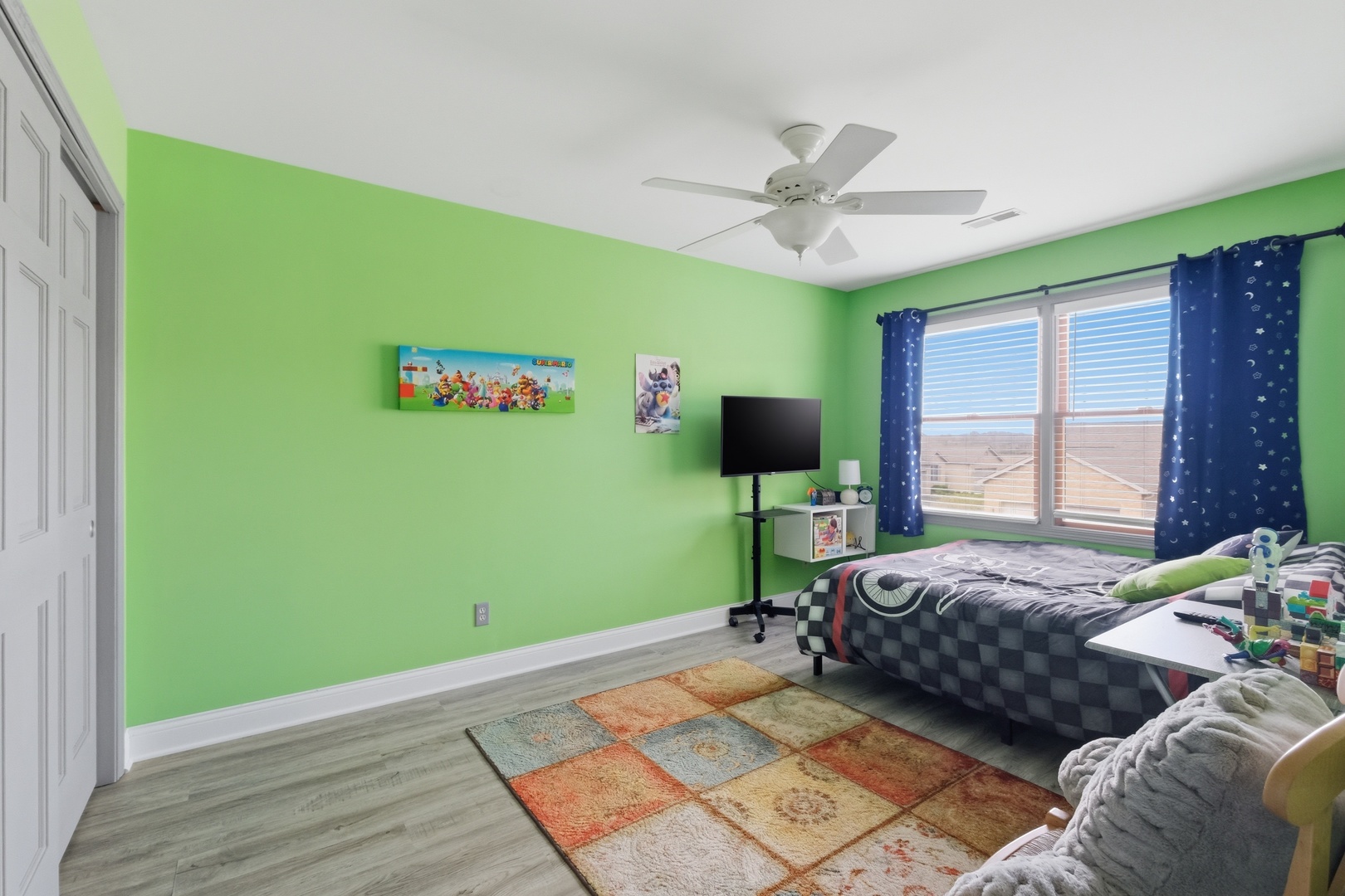 1462 Ridge Drive Sycamore, IL 60178 - Photo 22 of 32 a bedroom with a bed and a window