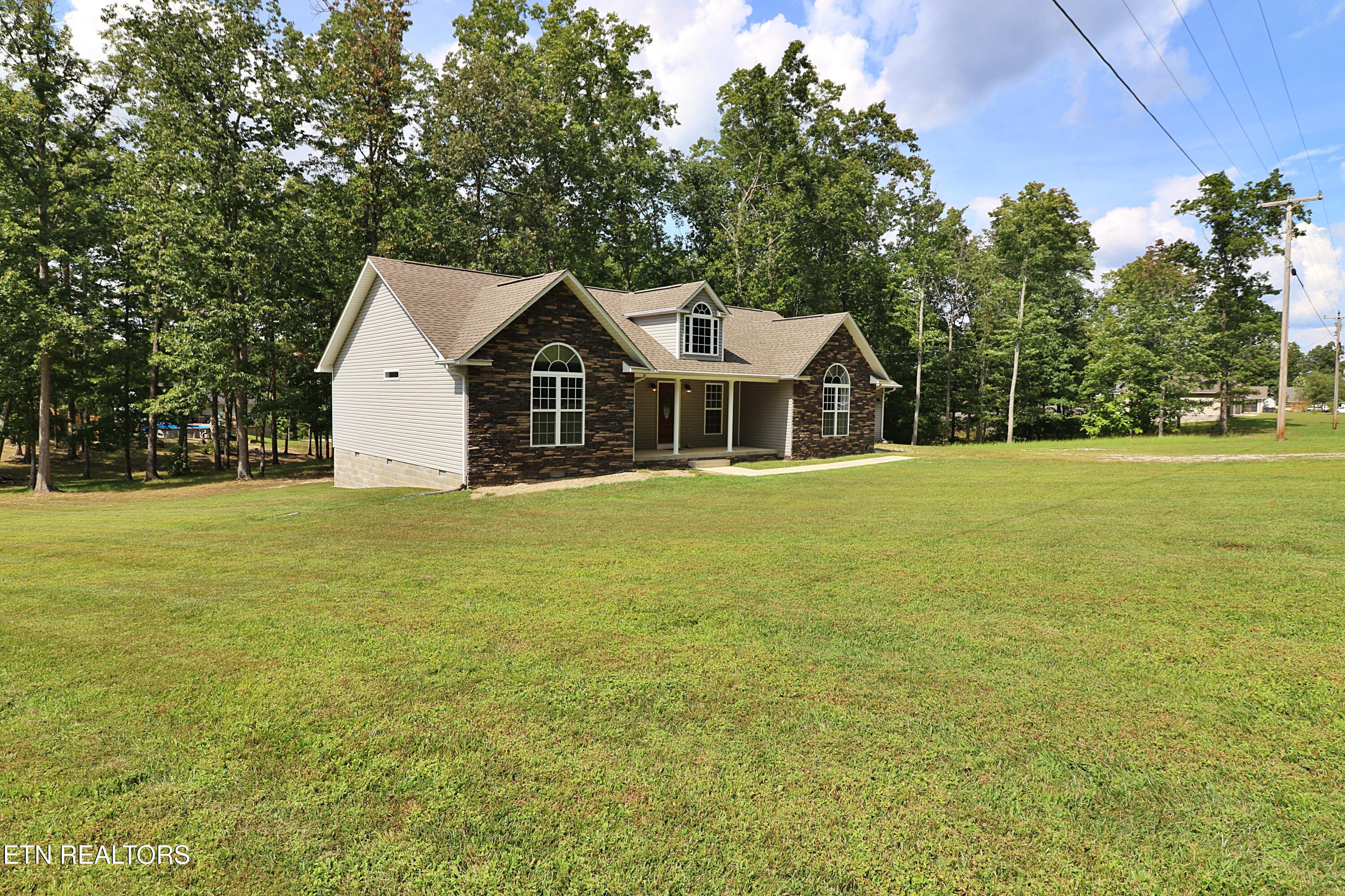 1190 Toomey Road Oneida, TN 37841 - Photo 3 of 48 094A4658