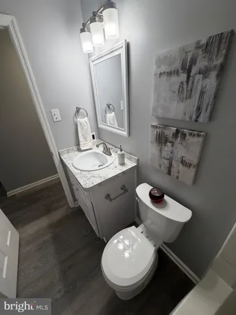 $1,900 | 102 Stonehurst Court, New Castle, DE 19720