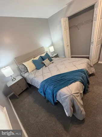 $1,900 | 102 Stonehurst Court, New Castle, DE 19720