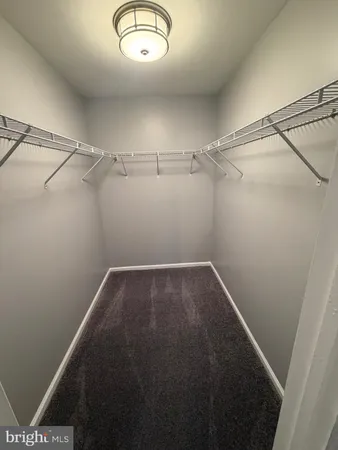 $1,900 | 102 Stonehurst Court, New Castle, DE 19720