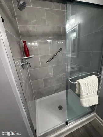 $1,900 | 102 Stonehurst Court, New Castle, DE 19720