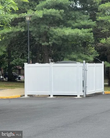 $1,900 | 102 Stonehurst Court, New Castle, DE 19720