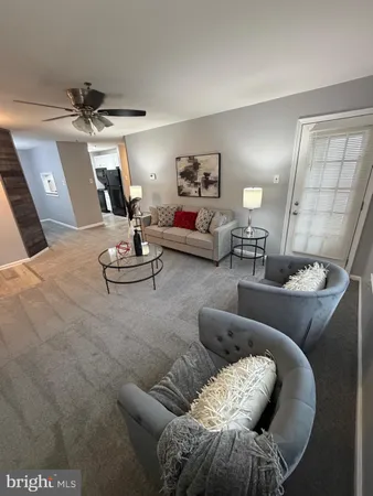 $1,950 | 102 Stonehurst Court, New Castle, DE 19720