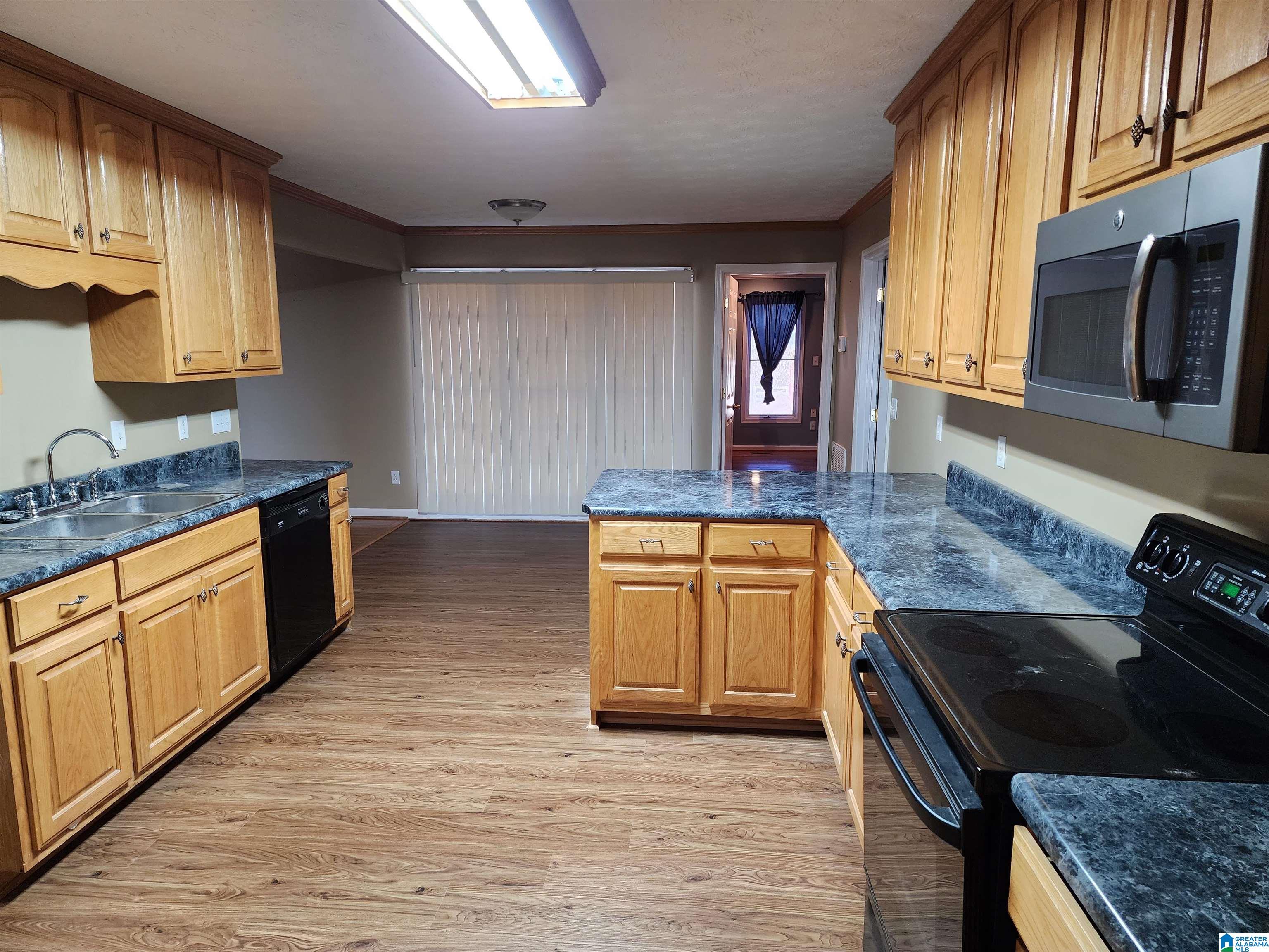 175 McCoy Road Albertville, AL 35950 - Photo 6 of 20